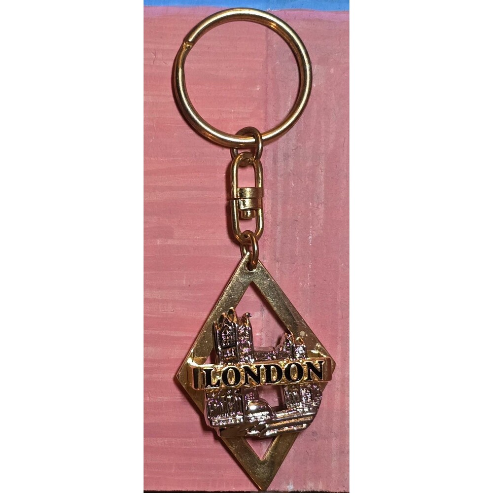 London Tower Bridge Keychain - Vintage England UK Souvenir Travel Collectible